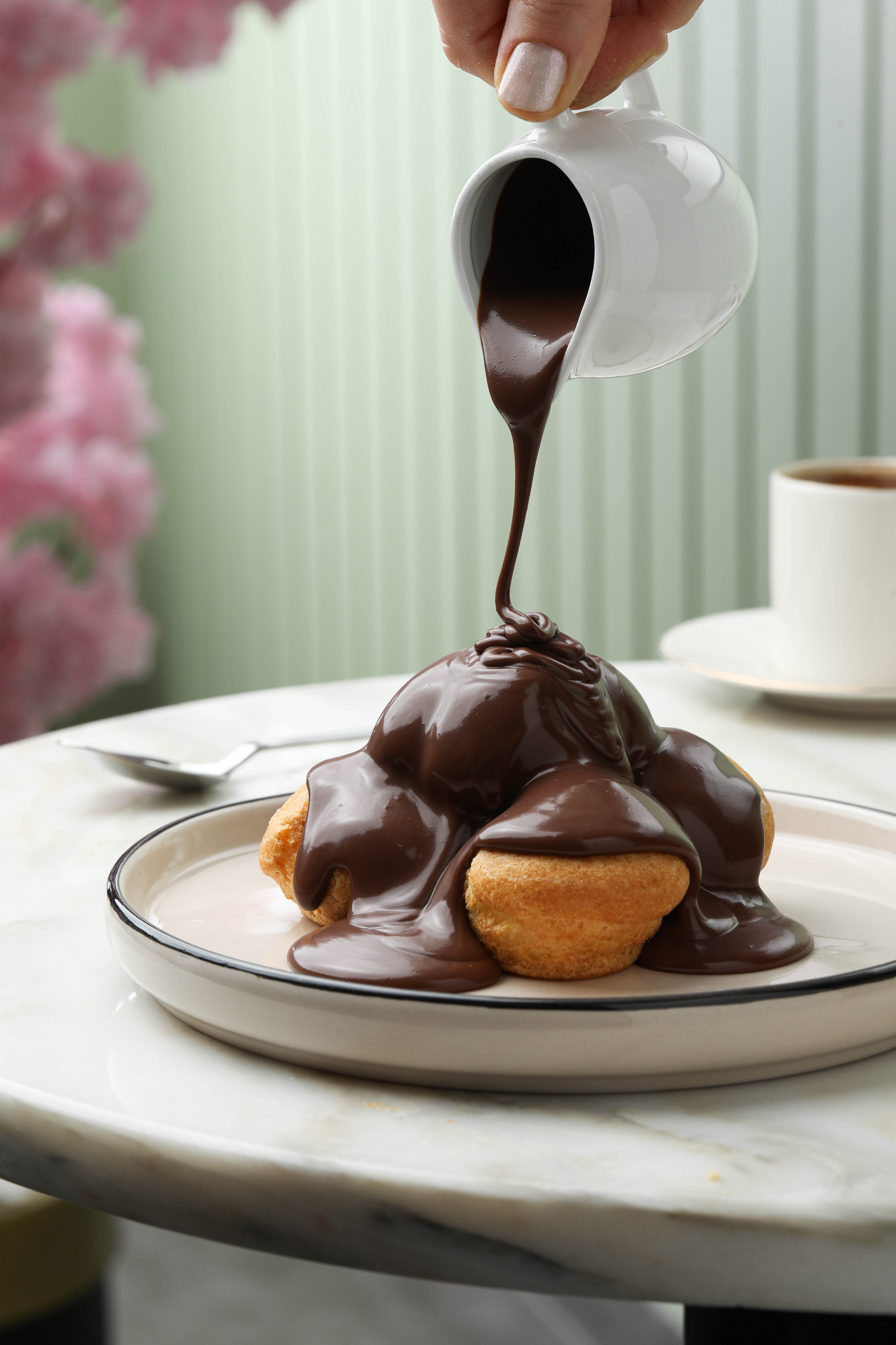 1944 Profiterol imza ürün